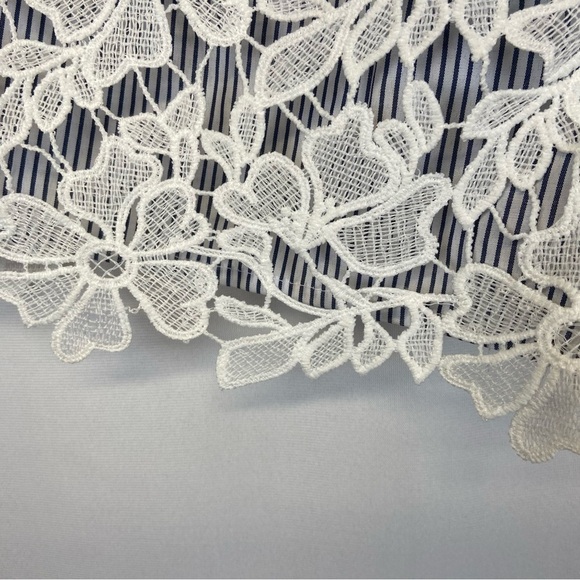 NEW! ADIVA White Crochet Embroidered Overlay Shorts High Waist 2” Inseam Large - Picture 4 of 13